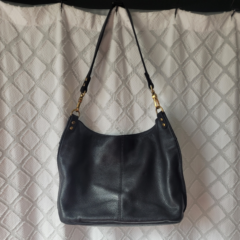 Hobo Pier Shoulder Bag - Picture 3 of 6